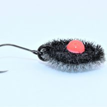 Exa Afro Black Curly -Sonderedition- von God Hands / original japanischer Spoon/Forellenblinker in 1,4 gr. / Farbe: schwarz/weiß mit rotem Salmon-Egg