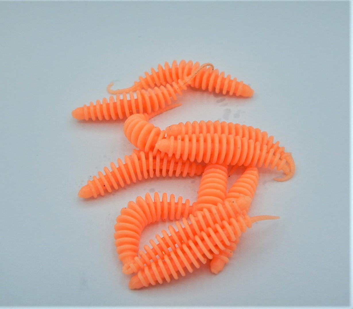 ProBaits Mini Custom Lures Troutworm Mega Soft / Käse- Flavour In 3,8 Cm Länge / Farbe: Lachs